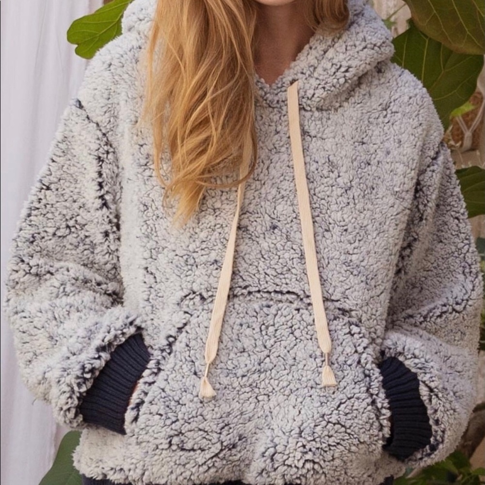 POL Gorgeous Denim Sherpa Hoodie - Picture 6 of 7